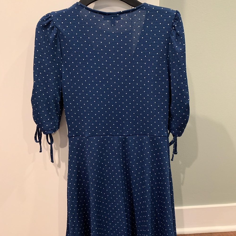 Blue polka dot tea Topshop dress. - Picture 2 of 5